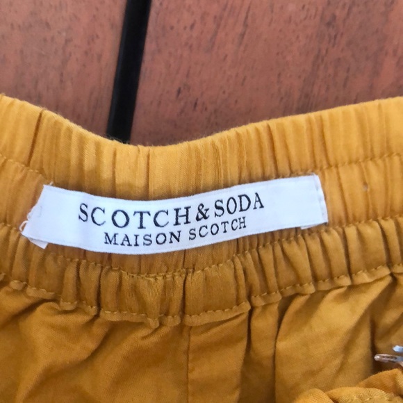 New Scotch and Soda silk blend ruffle shorts drawstring yellow gold small - Picture 4 of 6